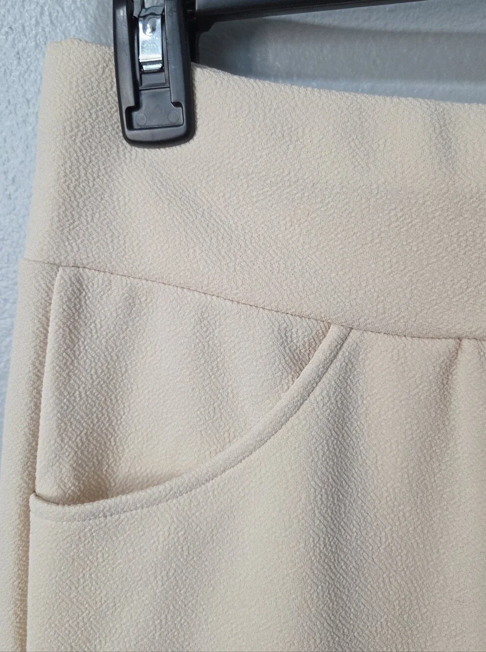 Cream Pull-On Flare Pants Textured Stretch Knit Wide Waistband Large